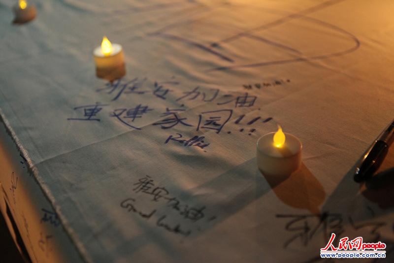 ЇWھ޷ײϺ(zӰ RС)