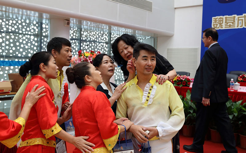 2012年9月，魏基成“天籟列車”駛入北京