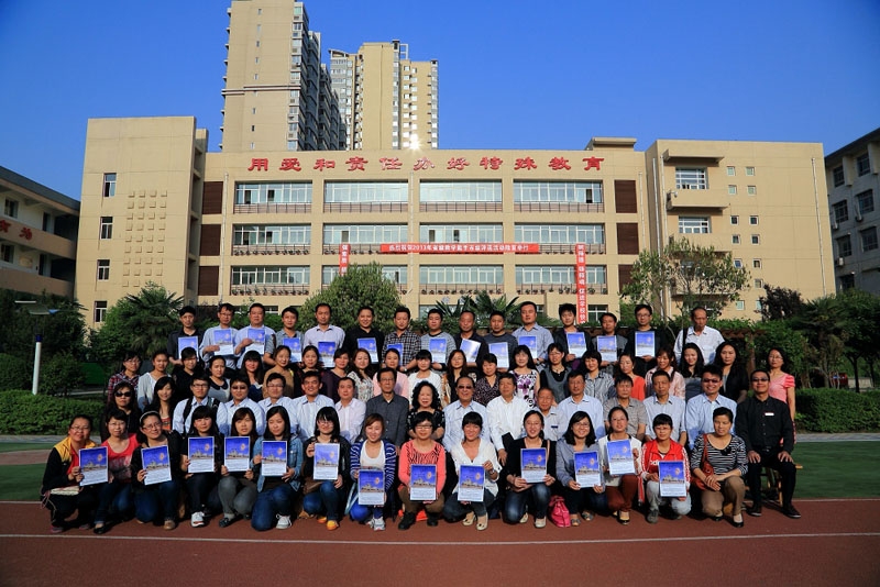 2013年4月，魏基成“天籟列車”駛入陜西西安