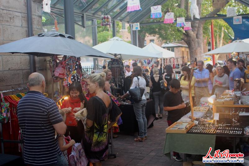 2.R֮ϤDм.R֮ϤDмzӰ κ