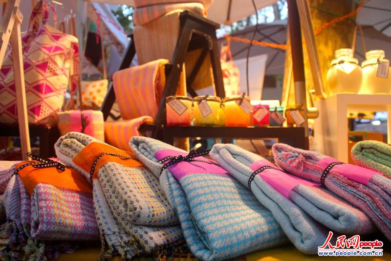 8.R֮ϤDм.R֮ϤDмzӰ κ