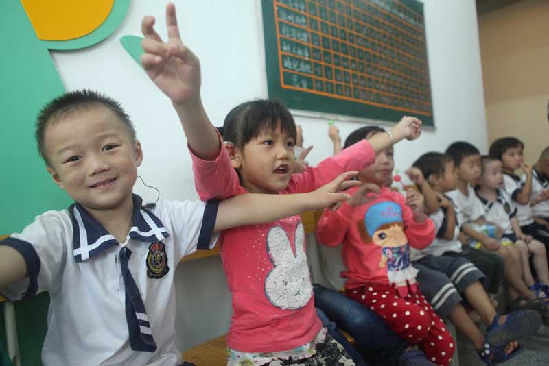 2013年9月，魏基成天籟列車駛入江西吉安