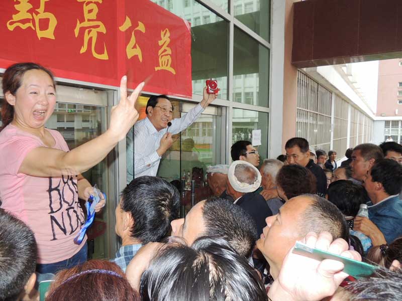 2013年7月，魏基成天籟列車駛入山西太原