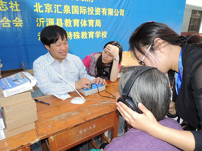 2013年10月，魏基成“天籟列車”駛入山東沂源滕州