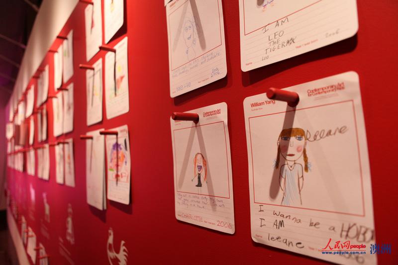 展覽現場充滿童趣的兒童互動展示墻（攝影 馬小龍）