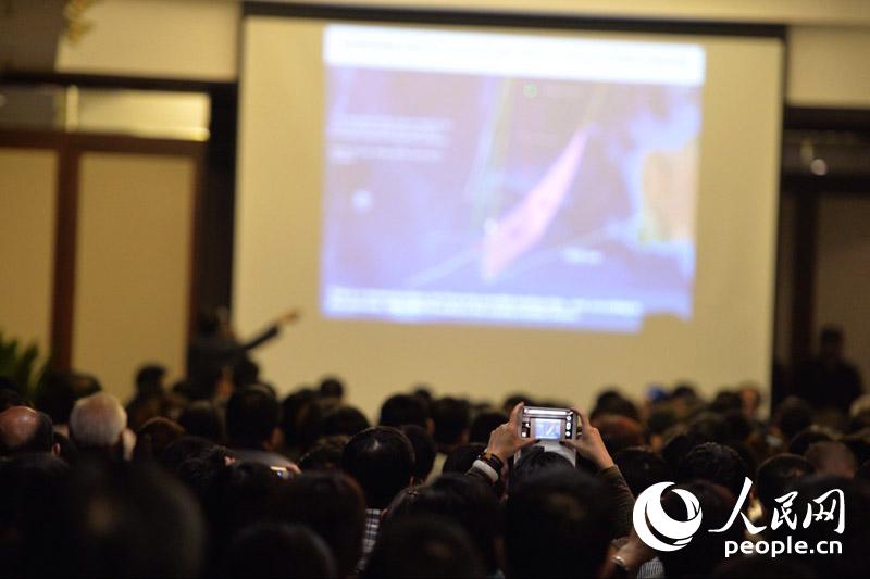 �R���l�����F�� ������ �z