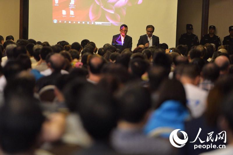 �R���l�����F�� ������ �z