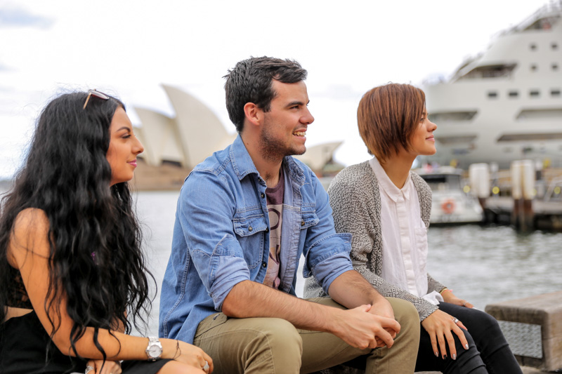 央視網絡春晚登陸悉尼海港，快閃喜迎羊年新春（攝影 李一鳴）