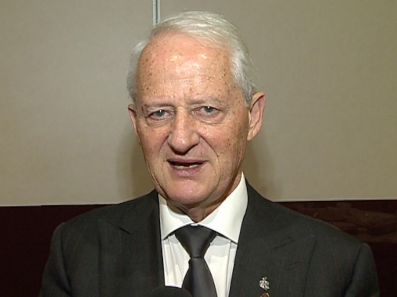 澳大利亞聯邦國會議員菲利普?盧鐸通過人民網向廣大網友拜年