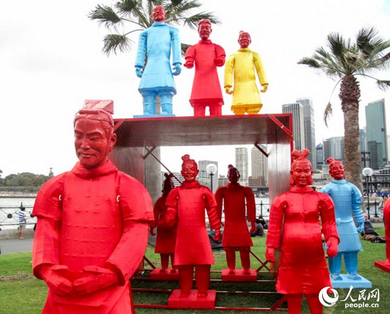 兵馬俑彩燈點亮悉尼2015中國農歷新年慶典（攝影 李新一）