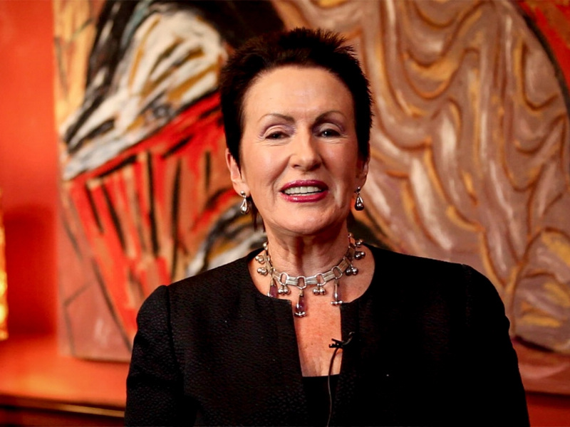 悉尼市市長克勞馥?摩爾通過人民網向廣大網友拜年