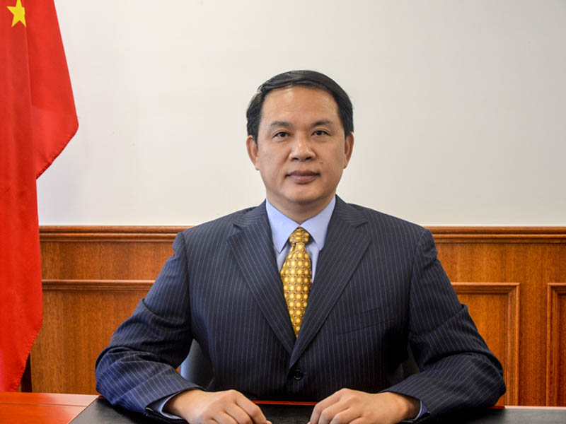 中國駐布里斯班總領事趙永琛通過人民網向廣大網友拜年