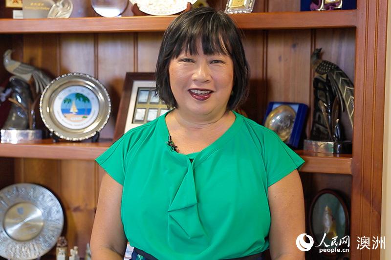 澳大利亞達爾文市市長卡特里娜?林芳通過人民網向廣大網友拜年