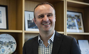 澳大利亞首都領地首席廳長安德魯·巴爾