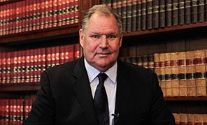 澳大利亞墨爾本市市長羅伯特?道爾