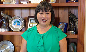 澳大利亞達爾文市市長卡特里娜?林芳